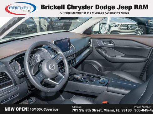 Used 2023 Nissan Rogue SV w/ SV Premium B Package image 15