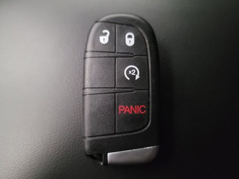 Used 2018 Jeep Grand Cherokee Limited RWD image 32