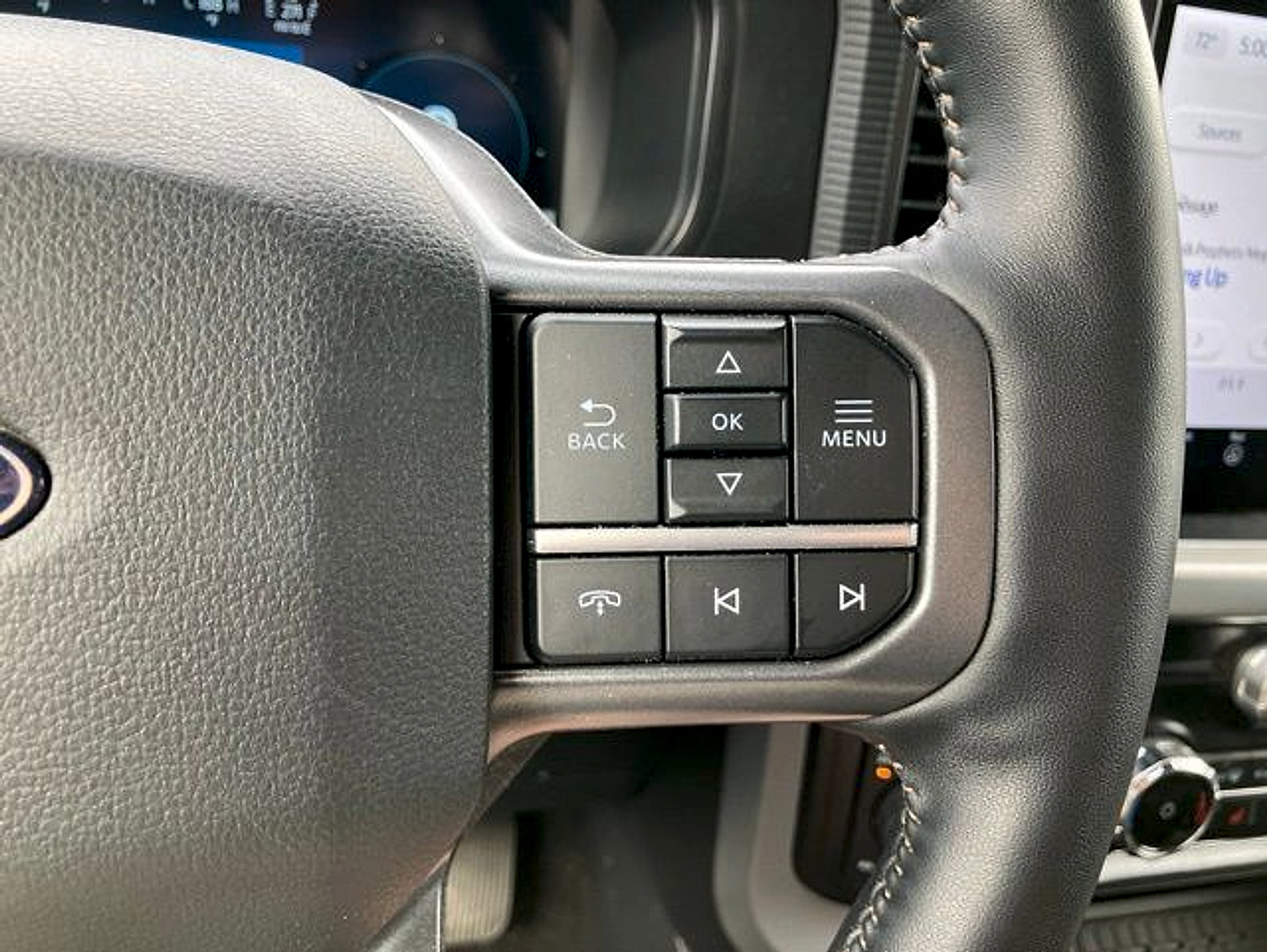 Used 2024 Ford F150 Lariat w/ Equipment Group 502A High AWD/4WD image 29
