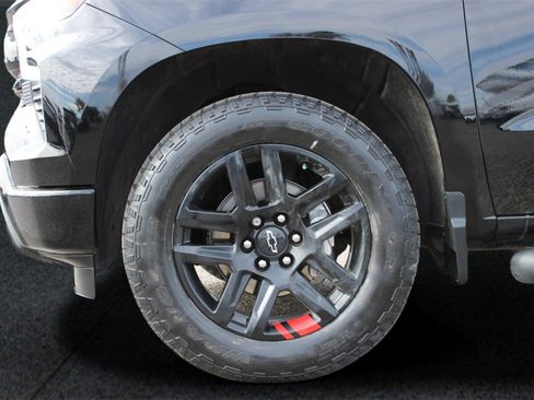 Used 2023 Chevrolet Silverado 1500 RST w/ Redline Edition image 11