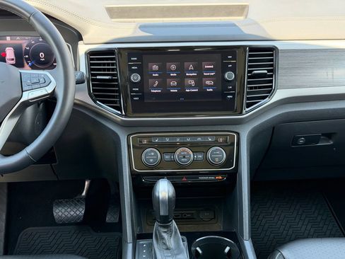 Used 2021 Volkswagen Atlas SEL AWD/4WD image 24