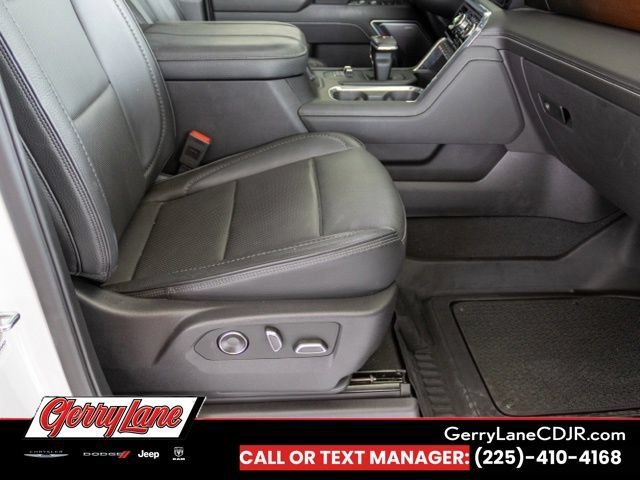 Used 2024 GMC Sierra 1500 Denali w/ Denali Reserve Package AWD/4WD image 15