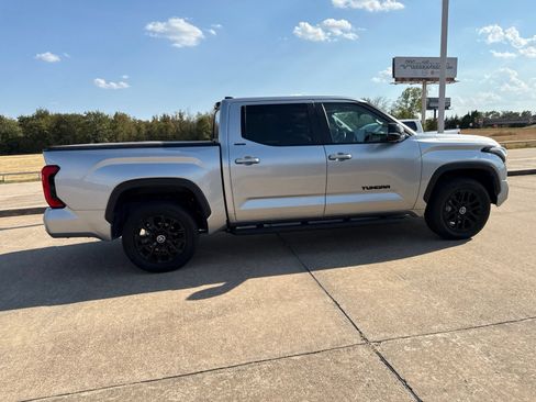 Used 2024 Toyota Tundra Limited AWD/4WD image 14