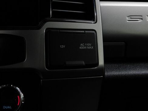 Used 2022 Ford F250 Lariat w/ Black Appearance Pkg image 52