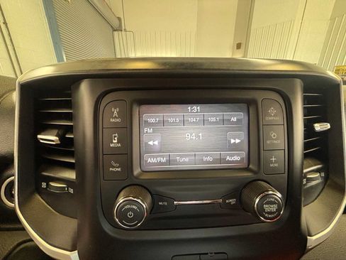 Used 2021 RAM 2500 Big Horn AWD/4WD image 24