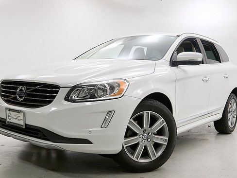 Used 2017 Volvo XC60 T5 Inscription w/ Preferred Option Package image 2
