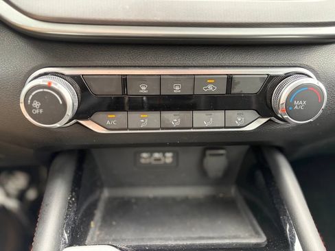 Used 2023 Nissan Altima 2.5 SR FWD image 27