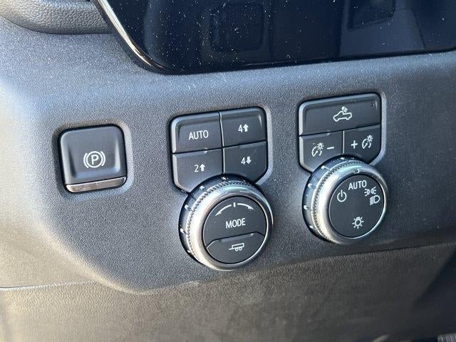 New 2026 GMC Sierra 1500 SLE w/ X31 Off-Road Package AWD/4WD image 24