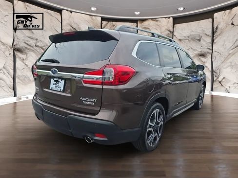 Used 2019 Subaru Ascent Touring AWD/4WD image 5
