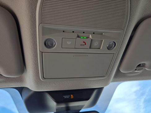 New 2026 Nissan Kicks SR image 27