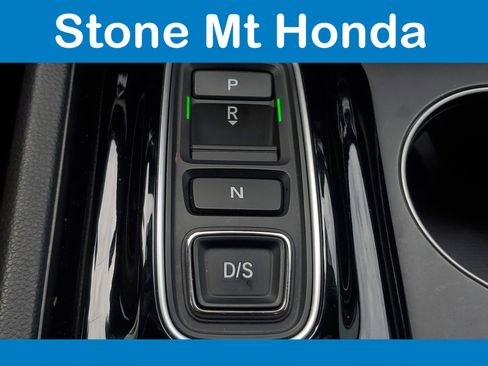 Used 2025 Honda Pilot EX-L image 31