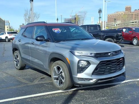 Certified 2023 Chevrolet TrailBlazer RS w/ Sun and Liftgate Package AWD/4WD image 3