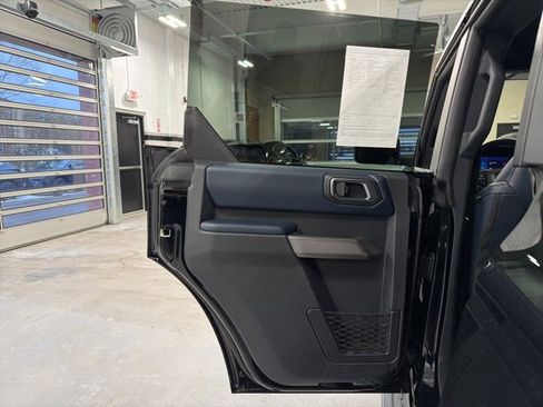 Used 2022 Ford Bronco Outer Banks image 27