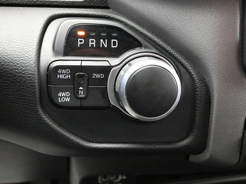 Used 2024 RAM 2500 Big Horn w/ Bed Utility Group AWD/4WD image 18