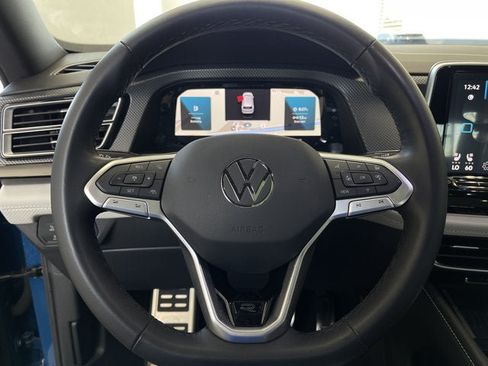 Used 2025 Volkswagen Atlas Cross Sport SEL Premium R-Line AWD/4WD image 17