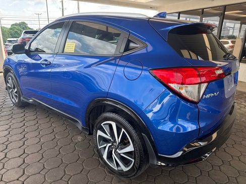 Used 2019 Honda HR-V Sport image 9
