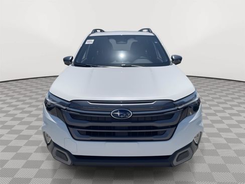 Certified 2025 Subaru Forester Limited w/ Popular Package #1 AWD/4WD image 3