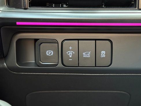 Used 2025 Hyundai Santa Fe Calligraphy AWD/4WD image 24