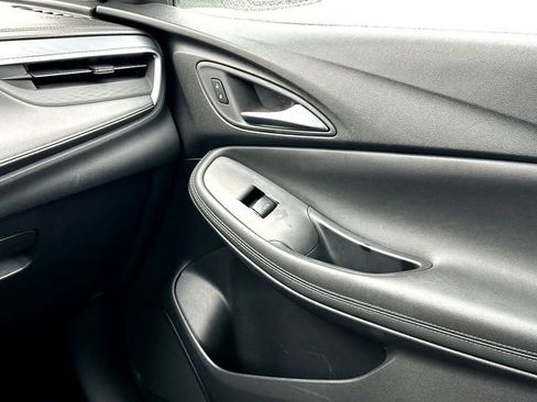 Used 2024 Buick Encore GX Sport Touring image 26