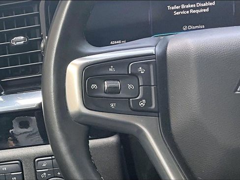 Used 2024 Chevrolet Silverado 2500 LT w/ Midnight Edition image 15