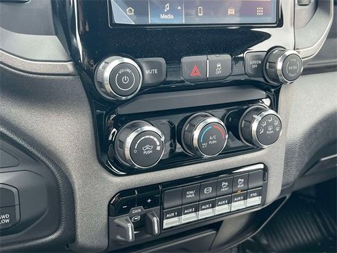 New 2026 RAM 3500 Tradesman image 20