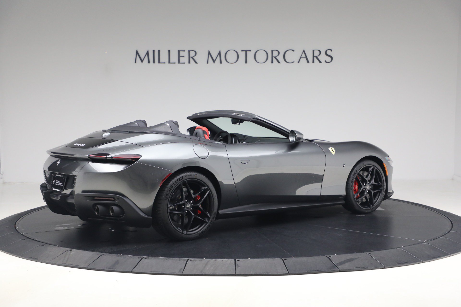 Certified 2026 Ferrari Roma Spider RWD image 8