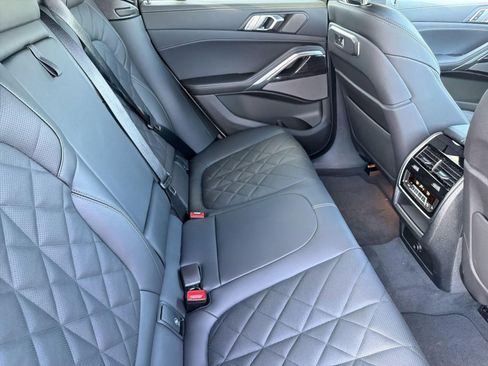 New 2026 BMW X6 xDrive40i image 29