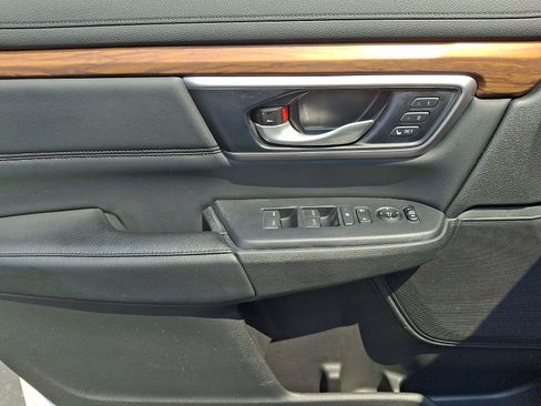 Certified 2022 Honda CR-V Touring image 11