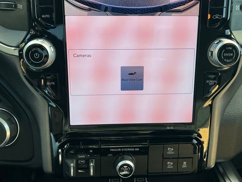 New 2026 RAM 1500 4x4 Crew Cab image 32