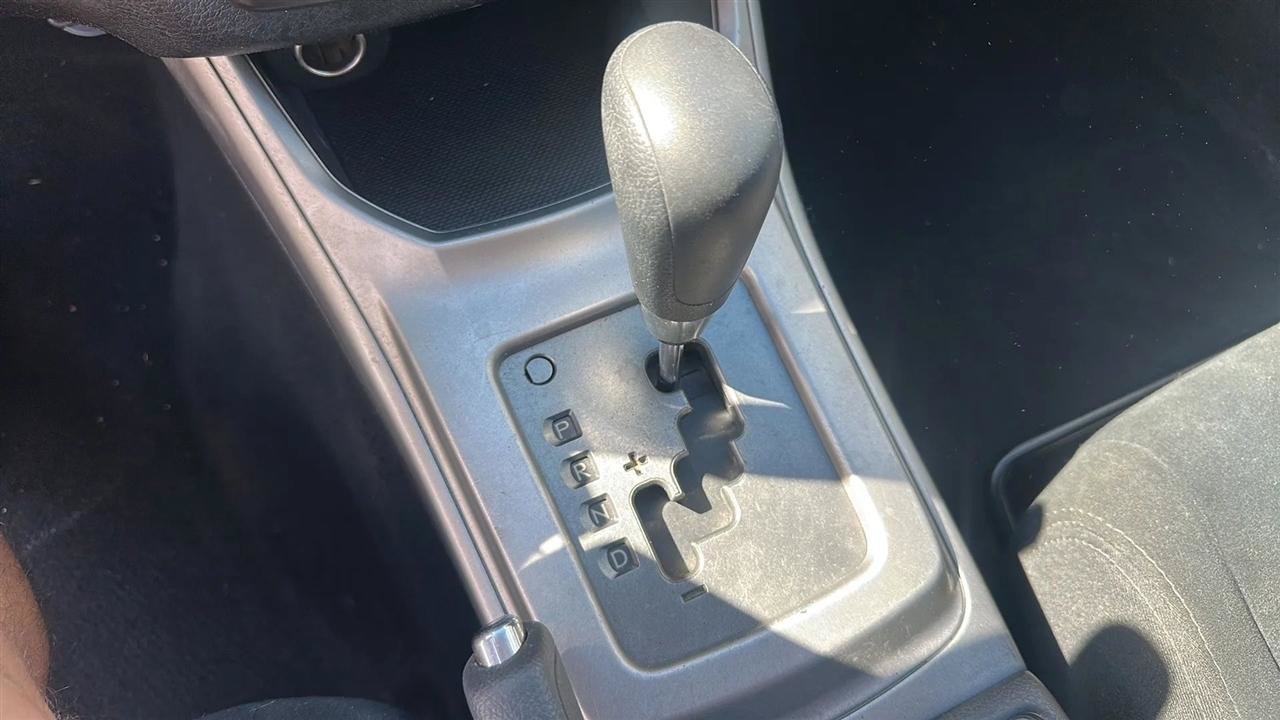 Used 2010 Subaru Impreza 2.5i AWD/4WD image 28