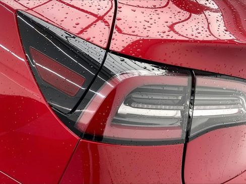 Used 2018 Tesla Model 3 Long Range image 30