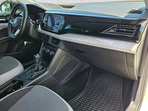 Certified 2023 Volkswagen Taos S FWD image 20
