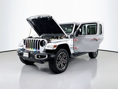 Used 2023 Jeep Wrangler Unlimited Sahara w/ Cold Weather Group image 22