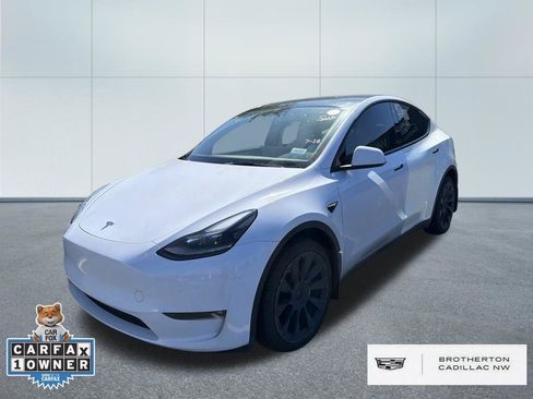 Used 2023 Tesla Model Y Long Range AWD/4WD image 1