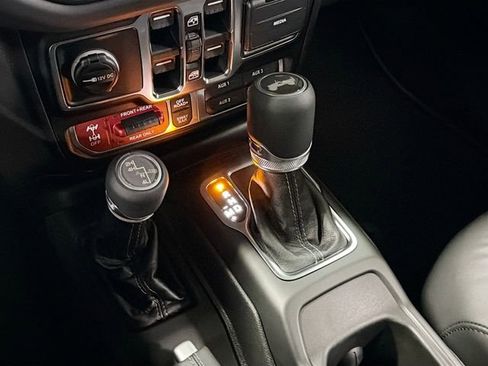 New 2026 Jeep Wrangler Unlimited Rubicon image 16