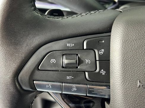 Used 2021 Cadillac Escalade Sport w/ Driver Assist Tech Package AWD/4WD image 33