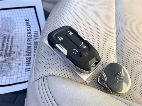 Used 2022 GMC Acadia Denali w/ Denali Ultimate Package image 14