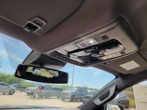 New 2026 GMC Yukon Elevation RWD image 21