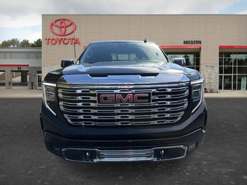 Used 2023 GMC Sierra 1500 Denali w/ Denali Reserve Package AWD/4WD image 2