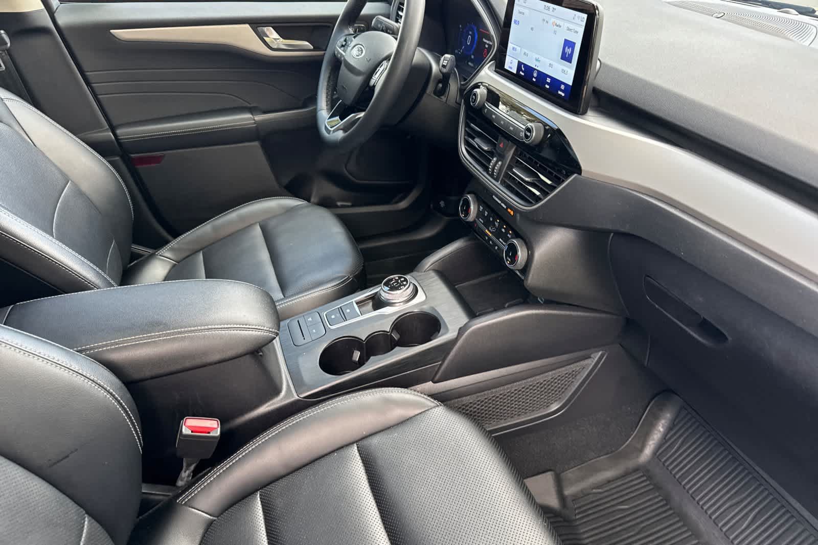 Used 2022 Ford Escape SEL w/ Technology Package FWD image 15