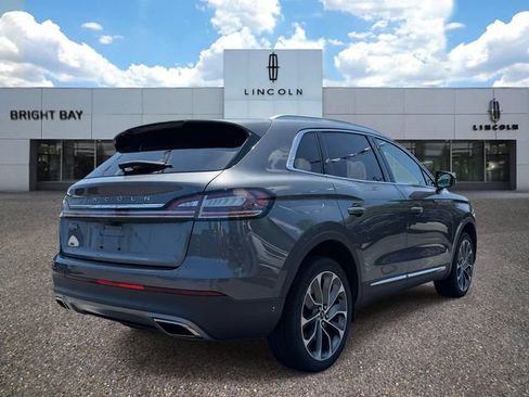Certified 2023 Lincoln Nautilus Reserve w/ Luxury Package AWD/4WD image 5