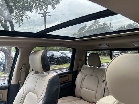 Used 2019 RAM 1500 Limited AWD/4WD image 11