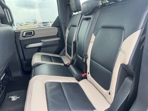 Certified 2023 Ford Bronco Wildtrak image 24