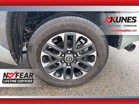 Used 2024 Toyota Tundra Limited image 19