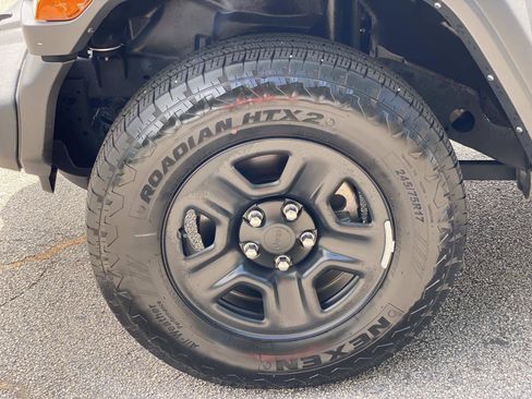 Used 2024 Jeep Wrangler Unlimited Sport AWD/4WD image 11