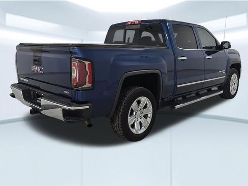 Used 2018 GMC Sierra 1500 SLT AWD/4WD image 2