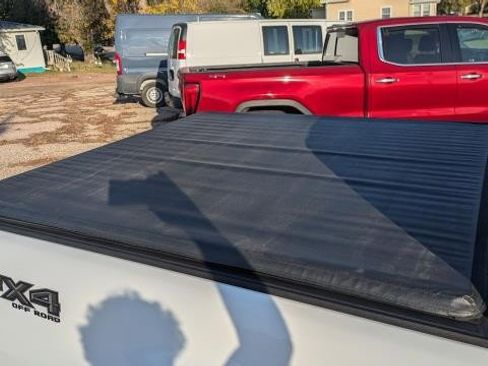 Used 2022 Ford Ranger Lariat w/ Equipment Group 501A High image 6