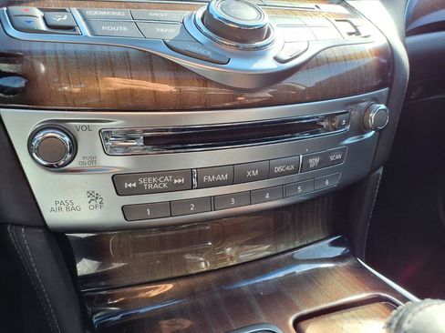 Used 2016 INFINITI Q70 L 3.7 w/ Deluxe Touring Package image 9