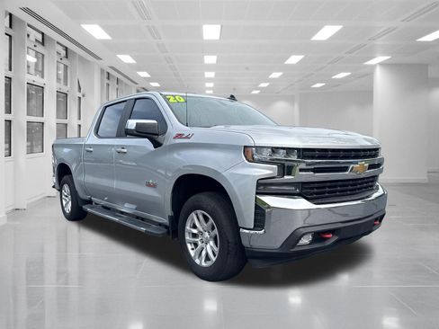 Certified 2020 Chevrolet Silverado 1500 LT w/ All-Star Edition AWD/4WD image 3