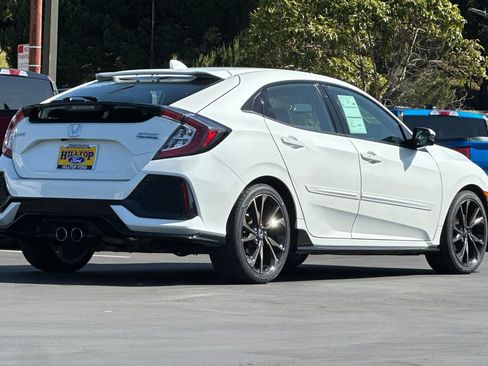 Used 2018 Honda Civic Sport Touring image 4